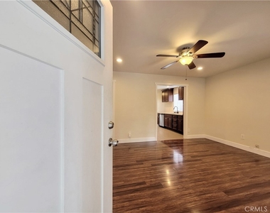 8429 Somerset Blvd. - Photo Thumbnail 1