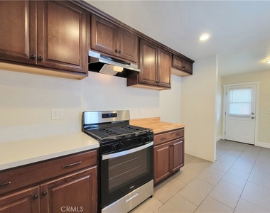8429 Somerset Blvd. - Photo Thumbnail 7