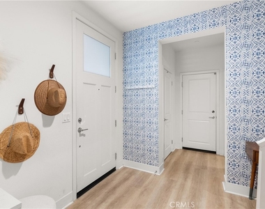 710 W Tribella Court - Photo Thumbnail 3