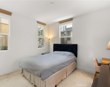 710 W Tribella Court - Photo Thumbnail 5