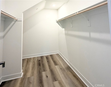 26756 Bermudez Street - Photo Thumbnail 34