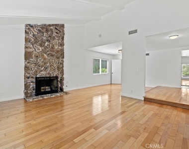 29303 Stonecrest Road - Photo Thumbnail 5