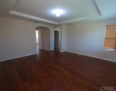 1513 Carmel Avenue - Photo Thumbnail 15
