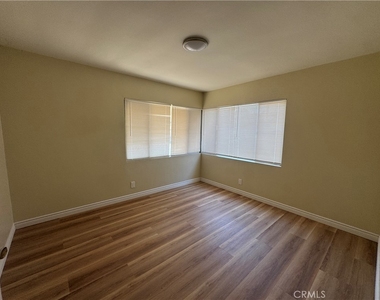 400 N Garfield Avenue - Photo Thumbnail 6