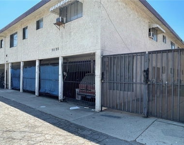 400 N Garfield Avenue - Photo Thumbnail 11
