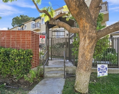 4516 Ramsdell - Photo Thumbnail 4