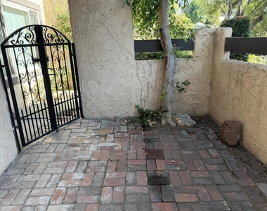 277 E Sierra Madre Boulevard - Photo Thumbnail 14
