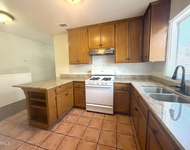 156 S Pacific Avenue - Photo Thumbnail 8