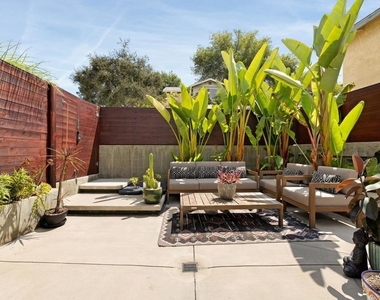 4117 W Avenue 42 - Photo Thumbnail 16