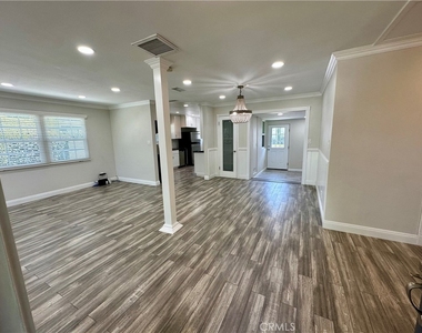 436 N Washington Avenue - Photo Thumbnail 4