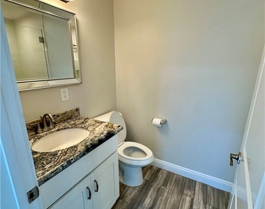 436 N Washington Avenue - Photo Thumbnail 21