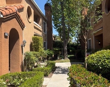 22820 Sailwind Way - Photo Thumbnail 13