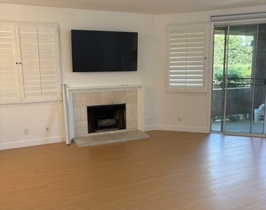 22820 Sailwind Way - Photo Thumbnail 6