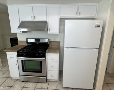 201 Laurel - Photo Thumbnail 5
