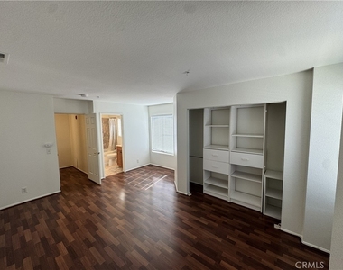 201 Laurel - Photo Thumbnail 13