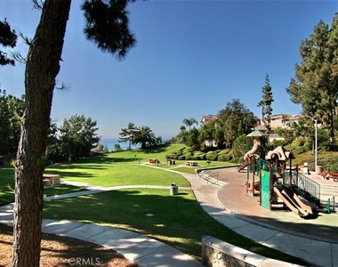 33722 Bridgehampton Drive - Photo Thumbnail 43