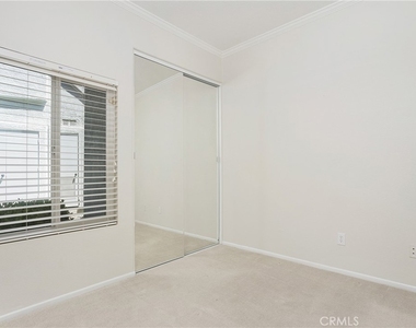 39 Wightman Court - Photo Thumbnail 17