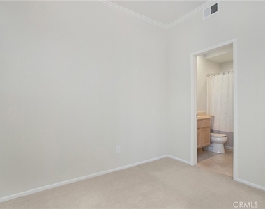 39 Wightman Court - Photo Thumbnail 15