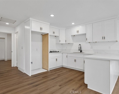 24543 Penfield - Photo Thumbnail 9