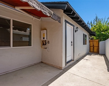 24543 Penfield - Photo Thumbnail 5