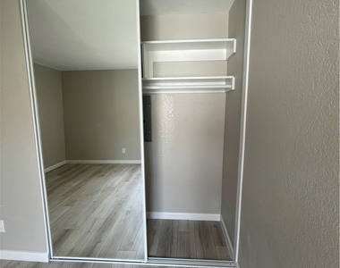 10855 Camino Ruiz - Photo Thumbnail 12