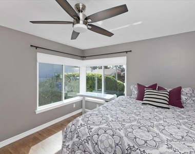 274 Boleroridge Place - Photo Thumbnail 24