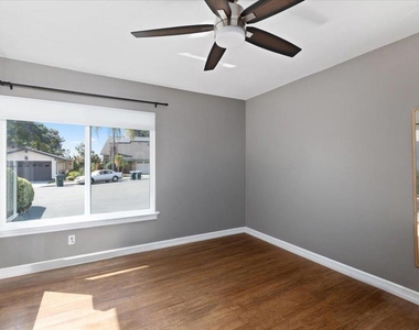 274 Boleroridge Place - Photo Thumbnail 23