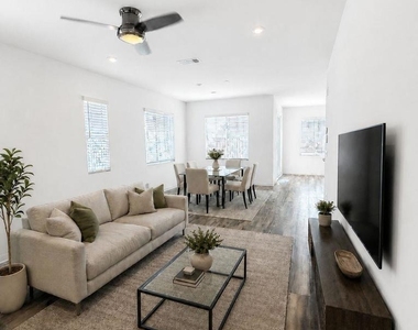 1528 Wingwood Lane - Photo Thumbnail 4