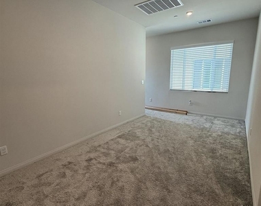 1528 Wingwood Lane - Photo Thumbnail 21