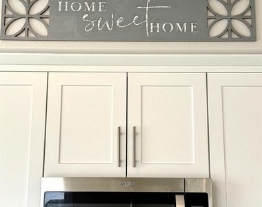 1528 Wingwood Lane - Photo Thumbnail 7