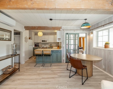 2576 Green Hills - Photo Thumbnail 13