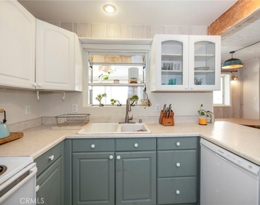 2576 Green Hills - Photo Thumbnail 17