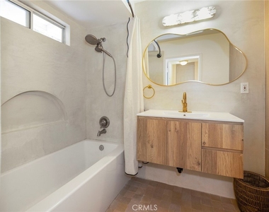 2576 Green Hills - Photo Thumbnail 22