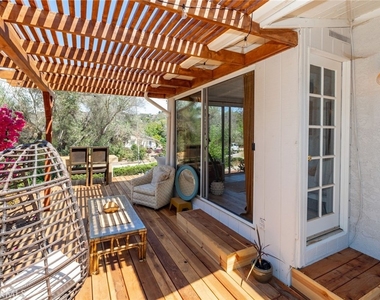 2576 Green Hills - Photo Thumbnail 32