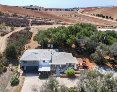 2576 Green Hills - Photo Thumbnail 51
