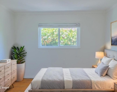 6944 Cedar Lane - Photo Thumbnail 12