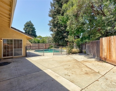 1217 Cathedral Creek Court - Photo Thumbnail 60