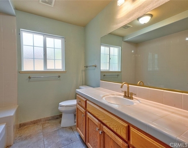 1217 Cathedral Creek Court - Photo Thumbnail 40
