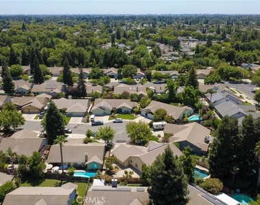 1217 Cathedral Creek Court - Photo Thumbnail 17