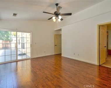 1217 Cathedral Creek Court - Photo Thumbnail 12
