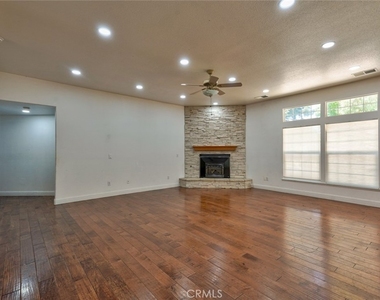 1217 Cathedral Creek Court - Photo Thumbnail 39
