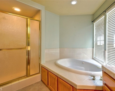 1217 Cathedral Creek Court - Photo Thumbnail 47