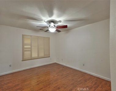 1217 Cathedral Creek Court - Photo Thumbnail 25