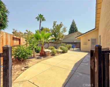 1217 Cathedral Creek Court - Photo Thumbnail 54