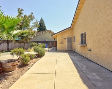 1217 Cathedral Creek Court - Photo Thumbnail 55