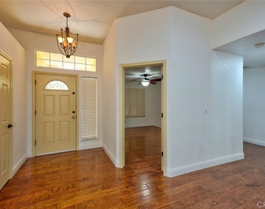 1217 Cathedral Creek Court - Photo Thumbnail 24