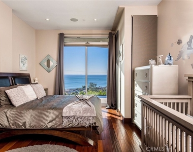 2209 Crestview Place - Photo Thumbnail 16