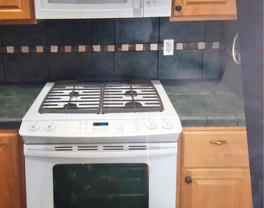 15178 Orchard Hill - Photo Thumbnail 7