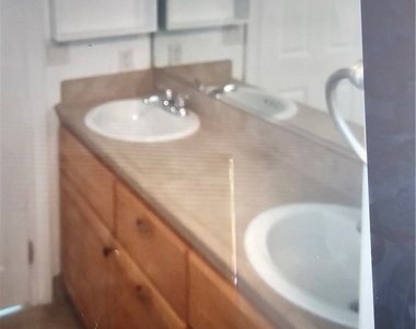 15178 Orchard Hill - Photo Thumbnail 1