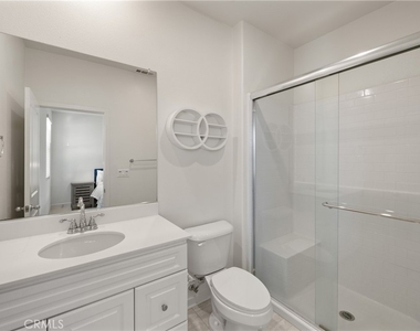 50105 Rocamora Street - Photo Thumbnail 14